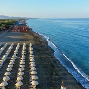 Park Marinetta - Beach & Spa Hotel